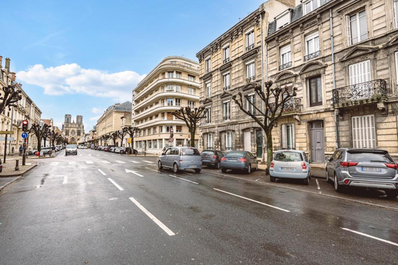 Apartament Le Jardinet, Face A La Cathedrale, Baignoire - Rdc Reims Zewnętrze zdjęcie